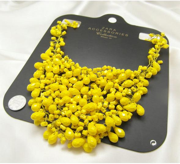 Collares de imitación - Collar amarillo Collares de imitación- Collar amarillo