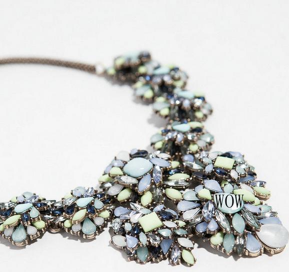 Collares de imitación de Zara - Collar de tonos celestes Collares de imitación - Collar de tonos celestes