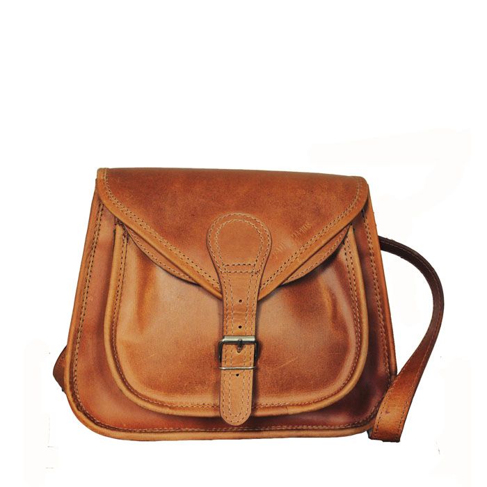 Tendencias de bolsos para esta temporada - Bandolera de cuero Tendencias de bolsos para esta temporada - Bandolera de cuero