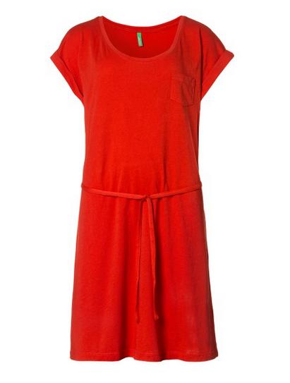 Catálogo Benetton Premamá - Vestido rojo Catálogo Benetton Premamá - Vestido rojo