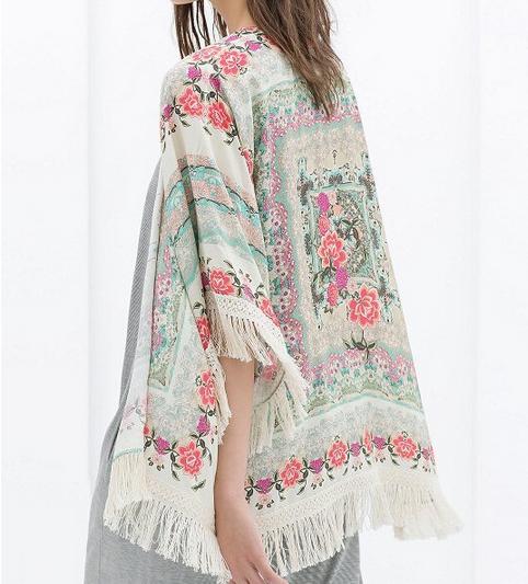 Kimonos de Zara - Kimono con flecos Kimonos de Zara - Kimono con flecos