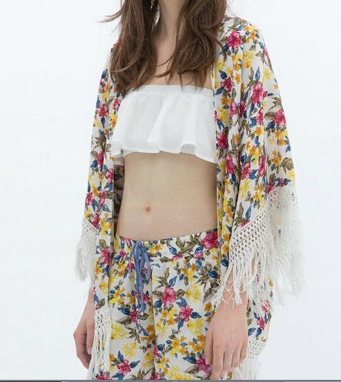 Kimono de Zara - Kimono media manga con flecos Kimono de Zara - Kimono media manga con flecos
