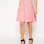 Falda midi de neopreno