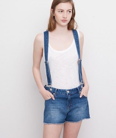 Petos vaqueros de Pull and Bear