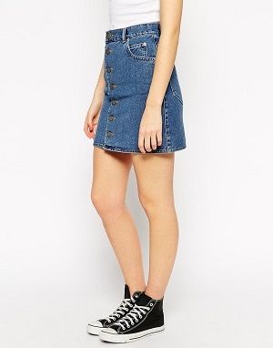 Falda vaquera abotonada