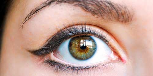 Cómo pintarse los ojos más grandes Cómo pintarse los ojos más grandes