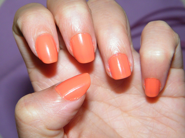 Como pintar las uñas