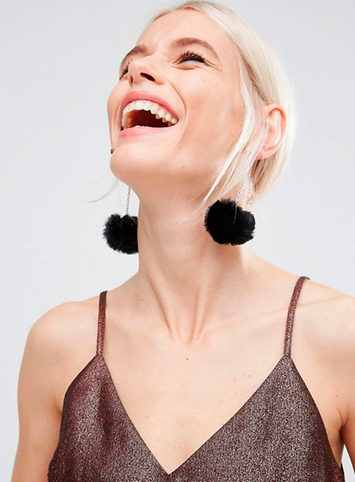 Pendientes maxi