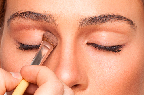 eye countouring eye countouring