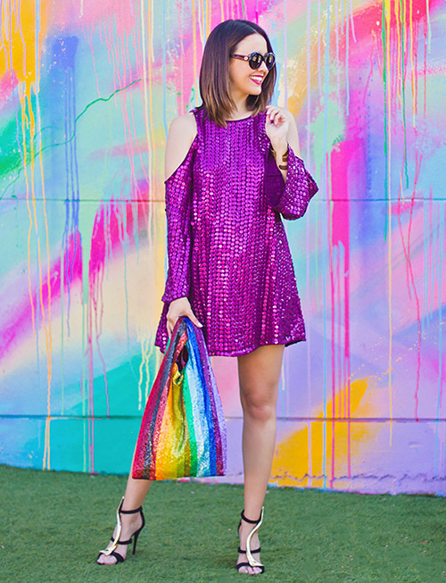 con que color de zapatos puedo combinar un vestido azul