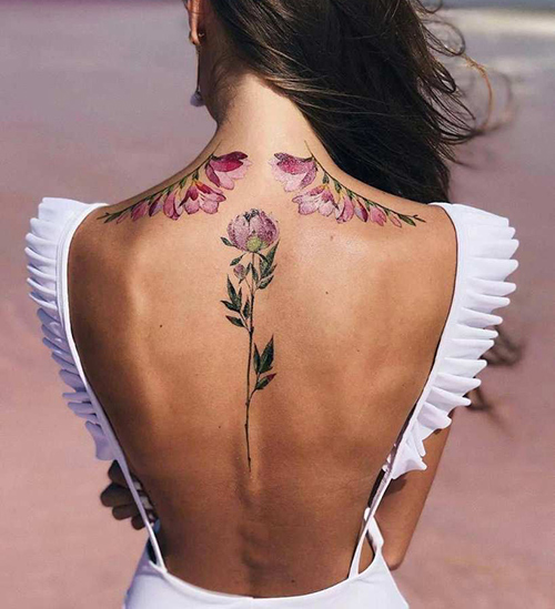 tatuaje de alas en la espalda