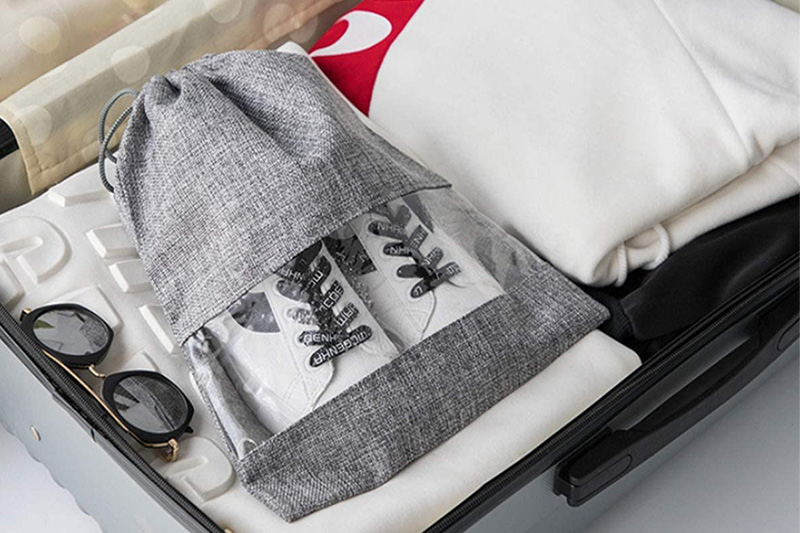 como doblar la ropa para que quepa en la maleta como doblar la ropa para que quepa en la maleta