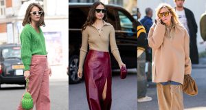 Cómo llevar un jersey de pico con éxito combinar jersey de pico mujer