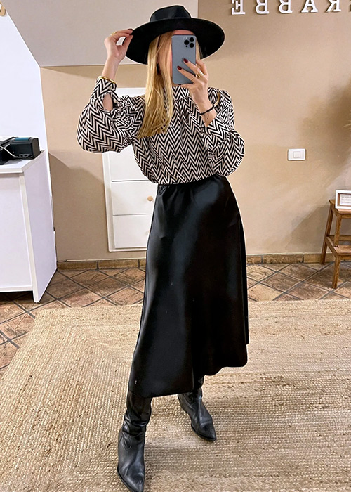 falda satinada negra outfit falda satinada negra outfit