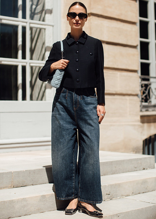 cómo combinar pantalones amplios